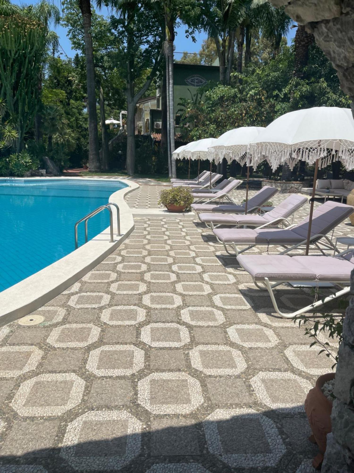 B&B La Villa 贾迪尼-纳克索斯 外观 照片