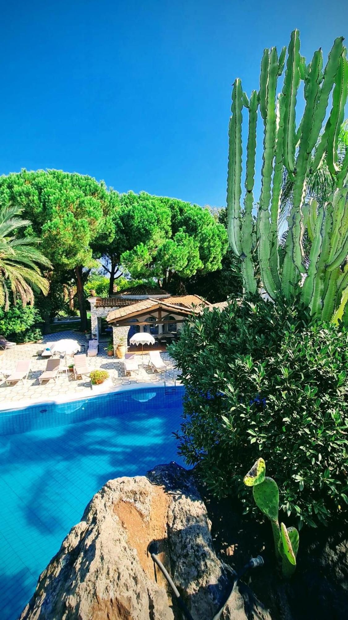B&B La Villa 贾迪尼-纳克索斯 外观 照片